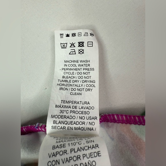 Puma Hypnotize High Rise Biker Shorts Size Medium - Picture 5 of 8